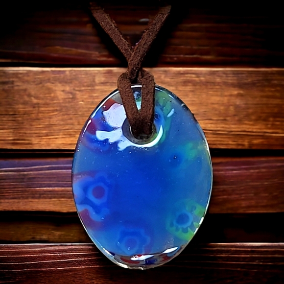 Vintage Murano Millefiori Glass Pendant Necklace. - Picture 8 of 8